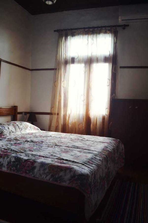 Guest House Vasili Berat Extérieur photo